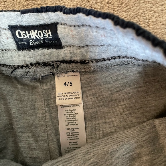 Osh kosh B’gosh lined navy blue pants size 4 kids - Picture 3 of 4